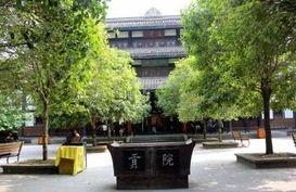 阆中贡院吃瓜,古韵食光，吃瓜品史之旅